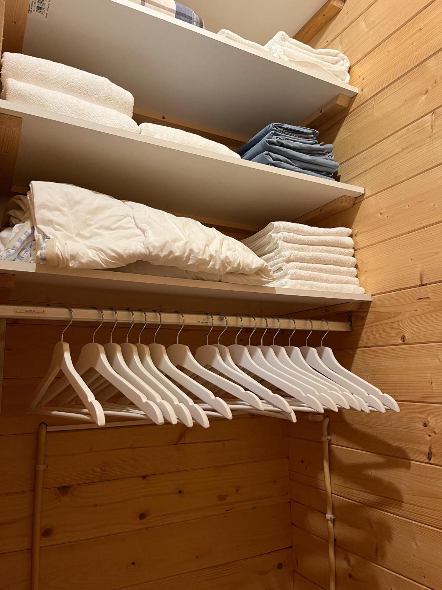 Luxe En Ruim Chalet Met Airco Bij Leekstermeer Matsloot Bagian luar foto